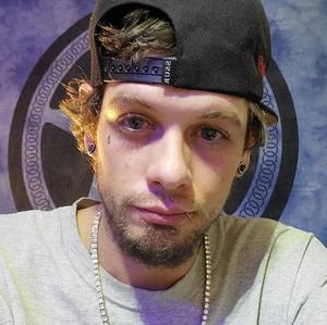 Meet your Posher, Nick